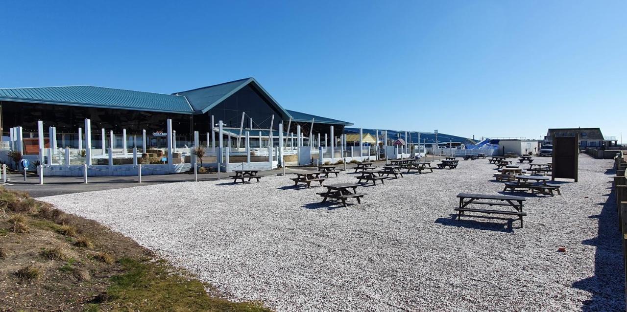 Brookside West Sands Holiday Park Seal Bay Селси Екстериор снимка